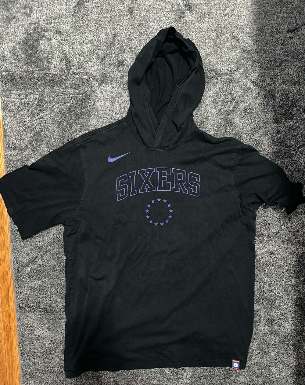 Nike Philadelphia 76ers NBA The Nike Tee Short Sleeve Hoodie Black XL